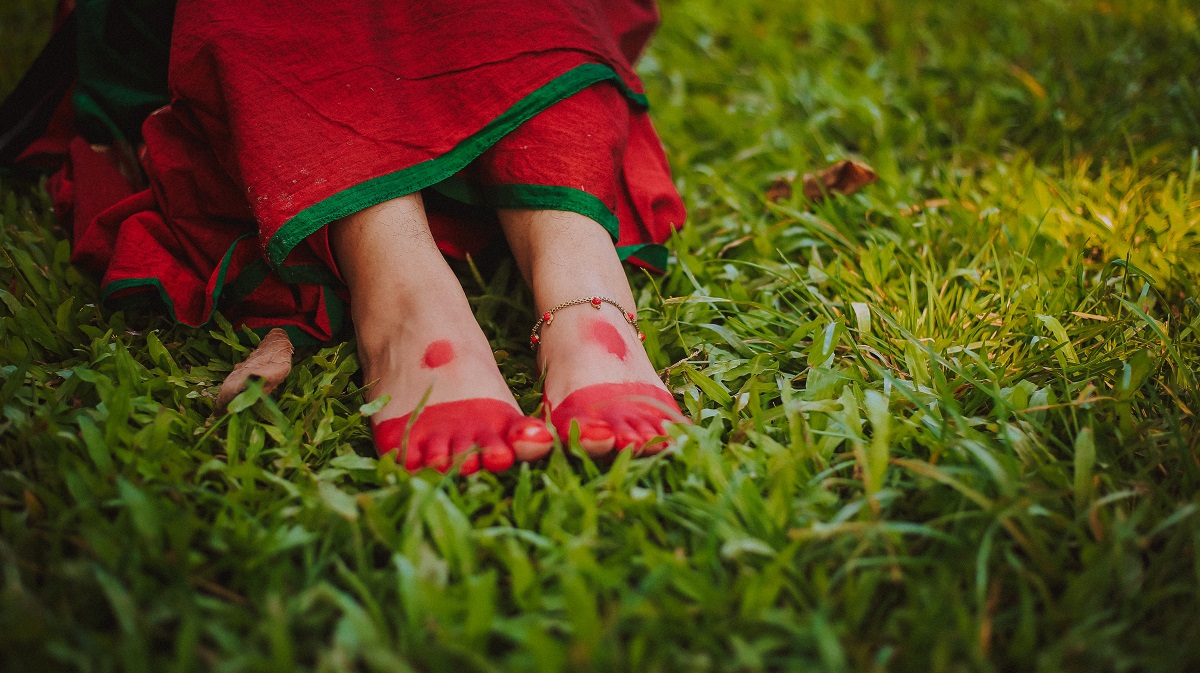 girl's feet 